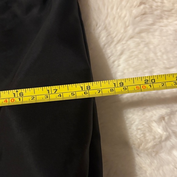 Elegant Black Shoulder Bag with Camouflage Strap - Picture 7 of 9